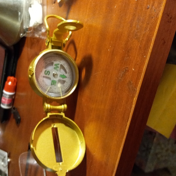 Compass - Picture 2 of 2